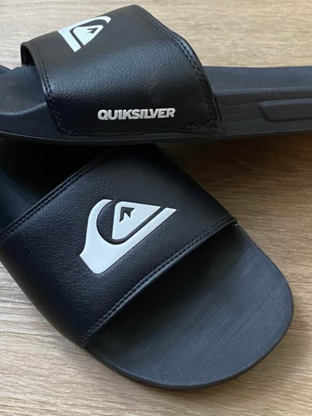 Quiksilver Black Hydro Squish Poolside Slides – Men’s – Size Unknown